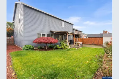 1241 Dahlia St, Woodburn, OR 97071 - Photo 22