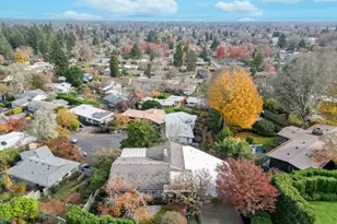 915 NW Westwood Pl, Corvallis, OR 97330 - Photo 2