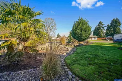 304 5th St NW, Sublimity, OR 97385 - Photo 6