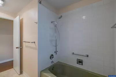 474 E Clackamas Cir, Woodburn, OR 97071 - Photo 32