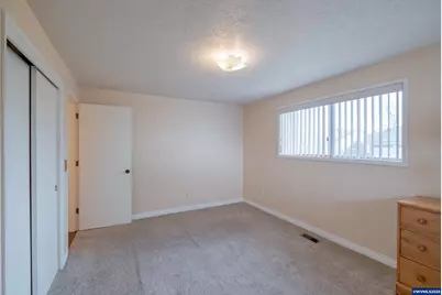 474 E Clackamas Cir, Woodburn, OR 97071 - Photo 36