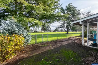 474 E Clackamas Cir, Woodburn, OR 97071 - Photo 38