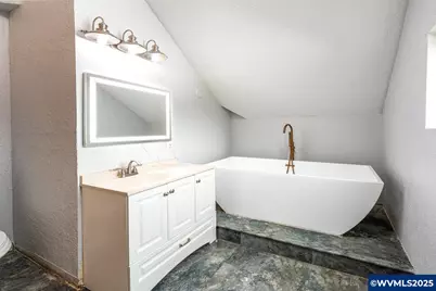 775 Long St, Sweet Home, OR 97386 - Photo 36