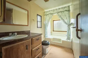 3393 Snow Peak Pl, Lebanon, OR 97355 - Photo 14