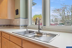 2680 E Mountain View Dr SE, Albany, OR 97322 - Photo 18