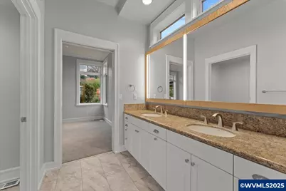 3252 Mt Kuebler Dr S, Salem, OR 97302 - Photo 24