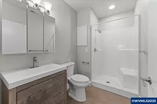 3252 Mt Kuebler Dr S, Salem, OR 97302 - Photo 32