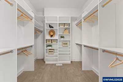 3252 Mt Kuebler Dr S, Salem, OR 97302 - Photo 20