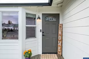 213 NW Lalack Ct, Dallas, OR 97338 - Photo 6