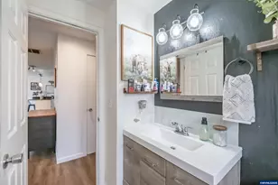 213 NW Lalack Ct, Dallas, OR 97338 - Photo 40