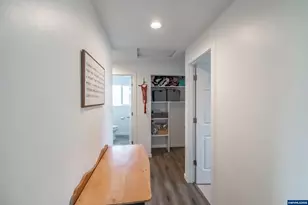 213 NW Lalack Ct, Dallas, OR 97338 - Photo 28