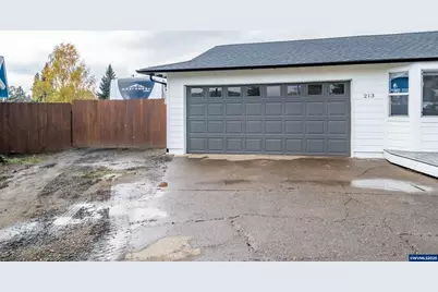 213 NW Lalack Ct, Dallas, OR 97338 - Photo 4