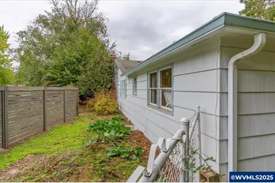 3895 Stanley Ln S, Salem, OR 97302 - Photo 10