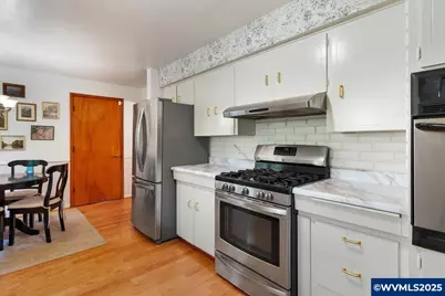 3895 Stanley Ln S, Salem, OR 97302 - Photo 16