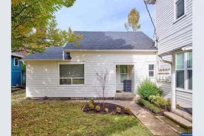 412 W Main St, Silverton, OR 97381 - Photo 20