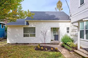 412 W Main St, Silverton, OR 97381 - Photo 20