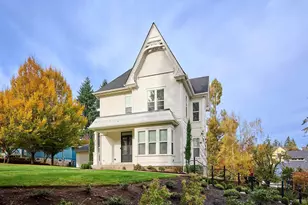 412 W Main St, Silverton, OR 97381 - Photo 34