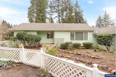 390 Salem Heights Av S, Salem, OR 97302 - Photo 4