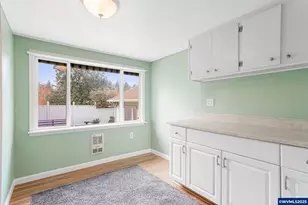 390 Salem Heights Ave S, Salem, OR 97302 - Photo 18