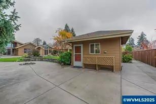 1090 E Ellendale Dr, Dallas, OR 97338 - Photo 28