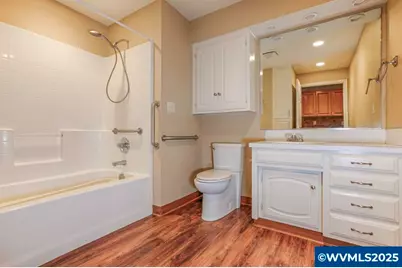 1090 E Ellendale Dr, Dallas, OR 97338 - Photo 16