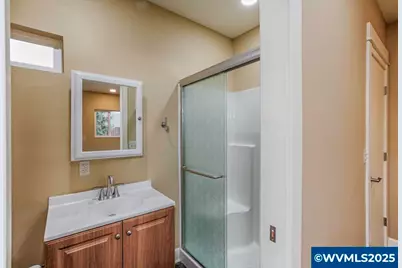 1090 E Ellendale Dr, Dallas, OR 97338 - Photo 30