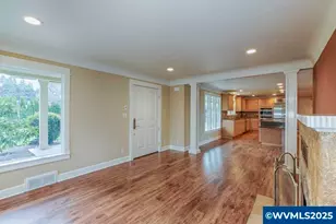 1090 E Ellendale Dr, Dallas, OR 97338 - Photo 4