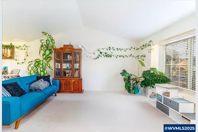 3248 18th Av SE, Albany, OR 97322 - Photo 4