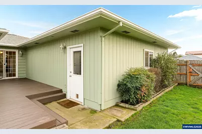 579 E Robidoux St, Stayton, OR 97383 - Photo 34