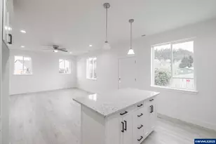 2474 Roll Tide (-2476) Ct, Lebanon, OR 97355 - Photo 12