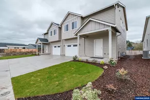 2474 Roll Tide (-2476) Ct, Lebanon, OR 97355 - Photo 2