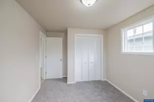 562 Connecticut Ave SE, Salem, OR 97317 - Photo 34