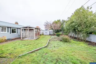 562 Connecticut Ave SE, Salem, OR 97317 - Photo 40