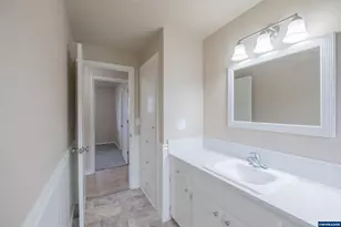 562 Connecticut Ave SE, Salem, OR 97317 - Photo 28