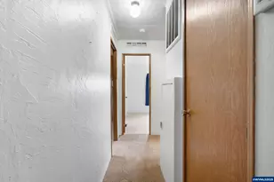 1905 Waverly Dr SE, Albany, OR 97322 - Photo 12