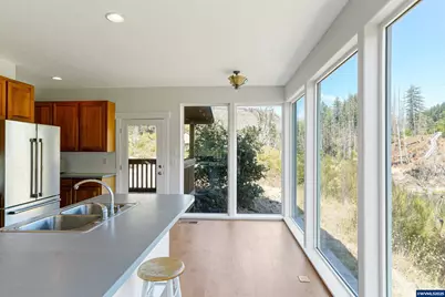 33910 Railroad Av SE, Gates, OR 97346 - Photo 8