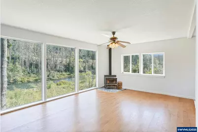 33910 Railroad Av SE, Gates, OR 97346 - Photo 4