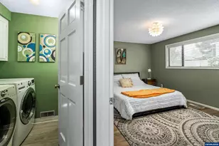 1878 Joseph St S, Salem, OR 97302 - Photo 28