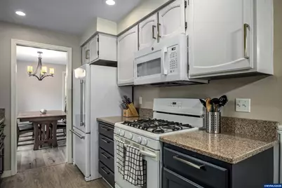 1878 Joseph St S, Salem, OR 97302 - Photo 20