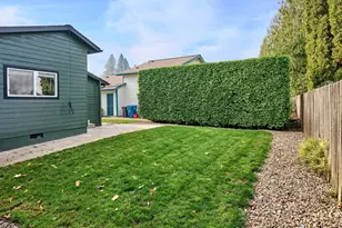 1006 Well St, Silverton, OR 97381 - Photo 30