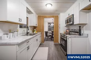 1905 Waverly Dr SE, Albany, OR 97322 - Photo 4