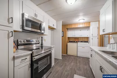 1905 Waverly Dr SE #10, Albany, OR 97322 - Photo 6