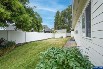 1123 Heritage Lp, Stayton, OR 97383 - Photo 32