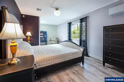 375 N 6th St, Harrisburg, OR 97446 - Photo 22