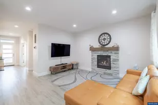 5551 Crossler Meadow Lp SE, Salem, OR 97306 - Photo 10