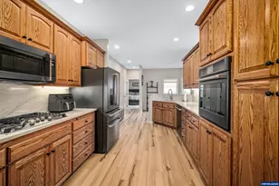 432 NW Heather Ave, Sublimity, OR 97385 - Photo 16