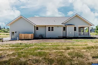 733 Yellowstone Dr S, Monmouth, OR 97361 - Photo 30