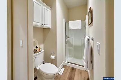 1380 Ranier Lp NW, Salem, OR 97304 - Photo 18