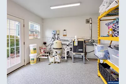 1380 Ranier Lp NW, Salem, OR 97304 - Photo 36