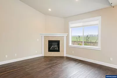 368 Sunset Ln N, Monmouth, OR 97361 - Photo 12